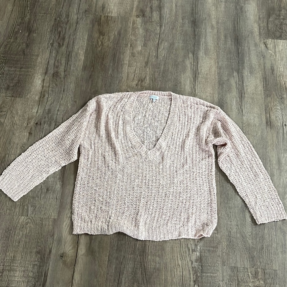 Mauve v neck sweater